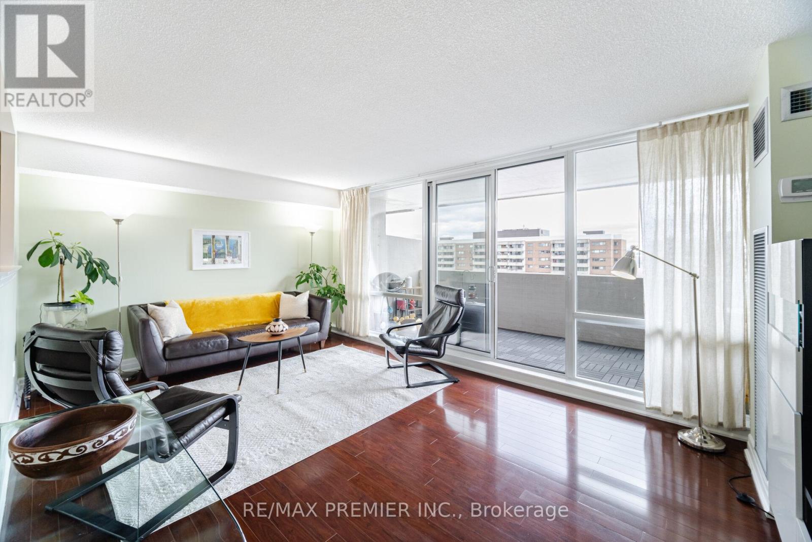 1905 - 270 Scarlett Road, Toronto, Ontario  M6N 4X7 - Photo 25 - W12475167