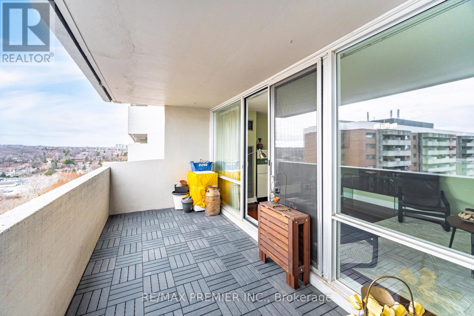 1905 - 270 Scarlett Road, Toronto, Ontario  M6N 4X7 - Photo 27 - W12475167