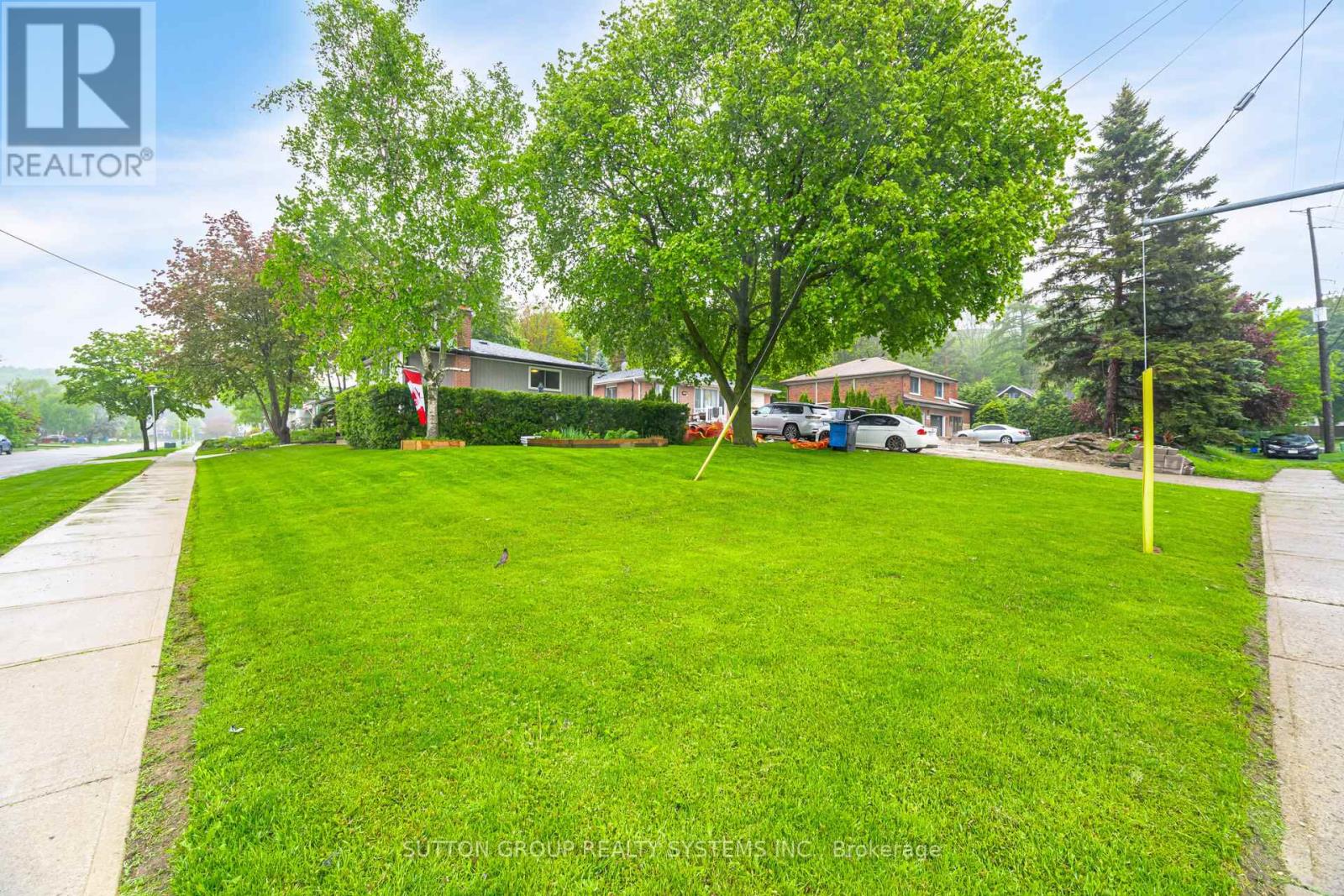 175 Connaught Crescent, Caledon, Ontario  L7E 2S8 - Photo 3 - W12475168