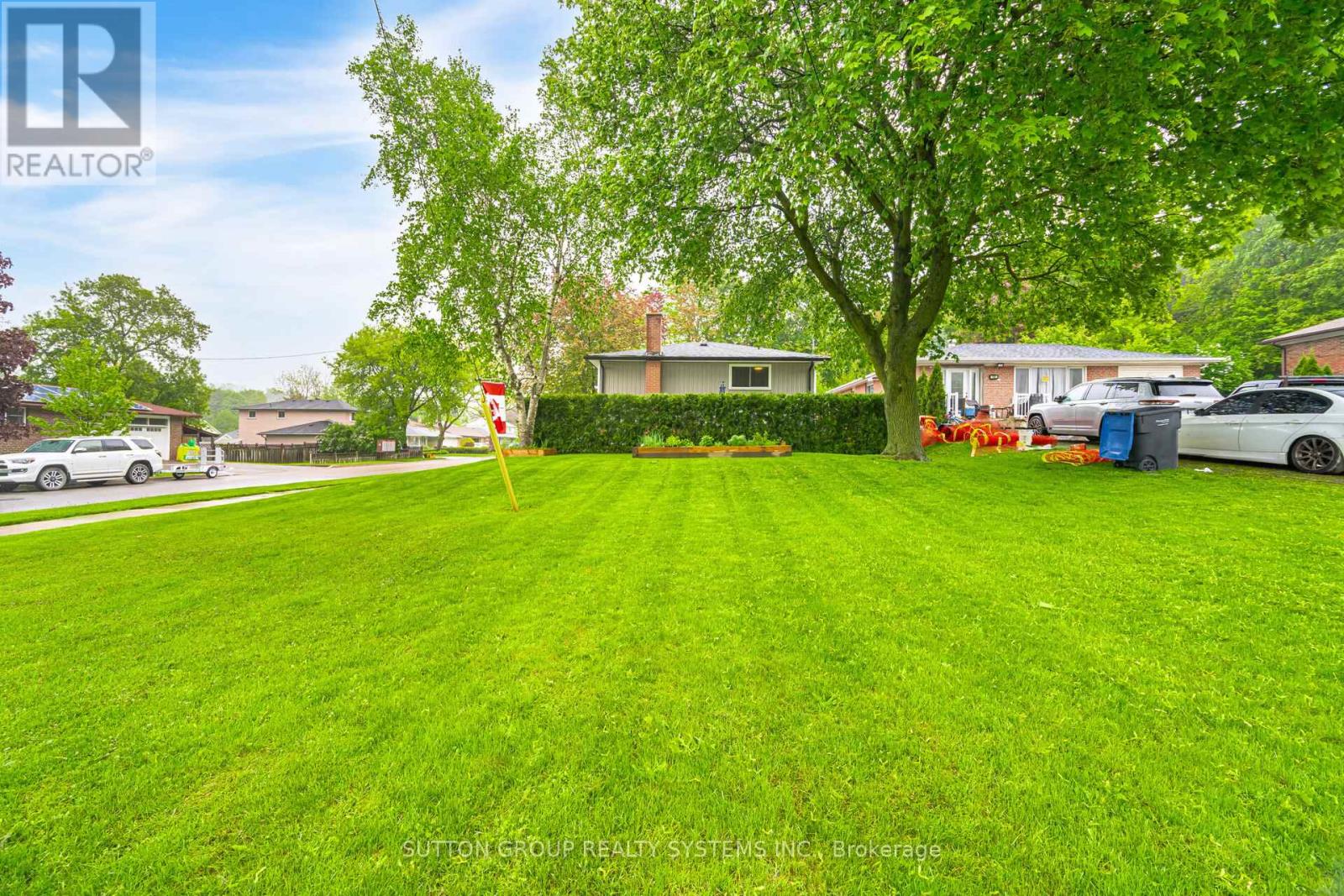 175 Connaught Crescent, Caledon, Ontario  L7E 2S8 - Photo 4 - W12475168