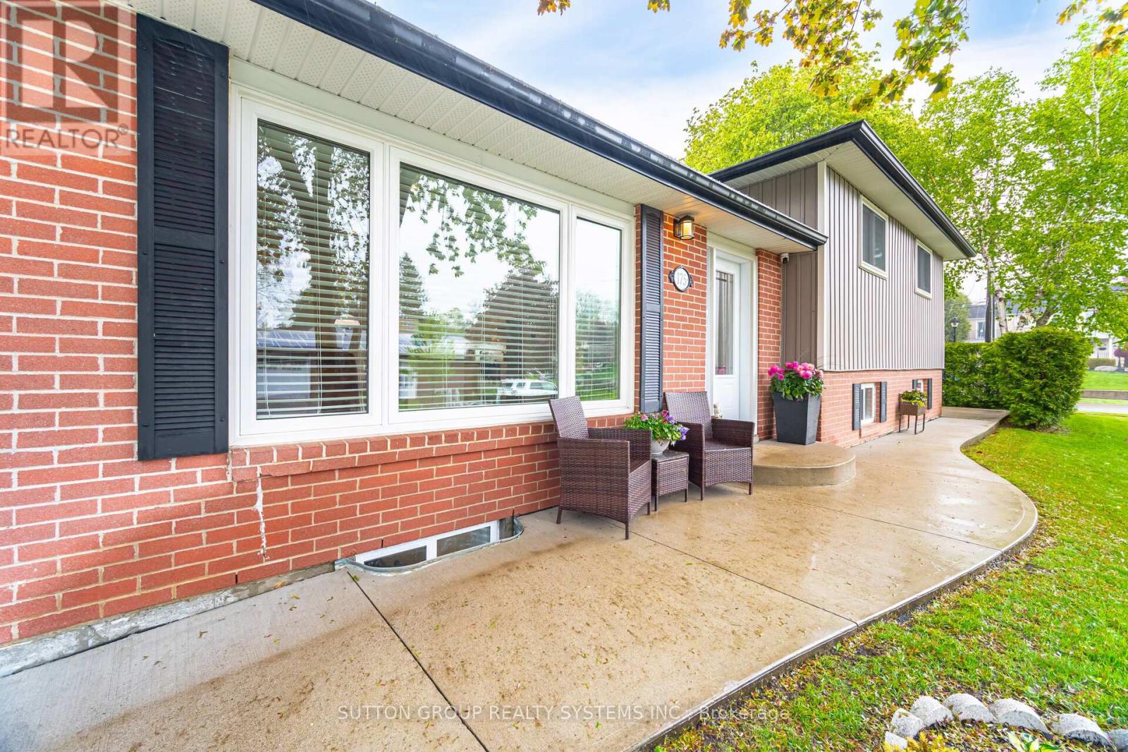 175 Connaught Crescent, Caledon, Ontario  L7E 2S8 - Photo 8 - W12475168