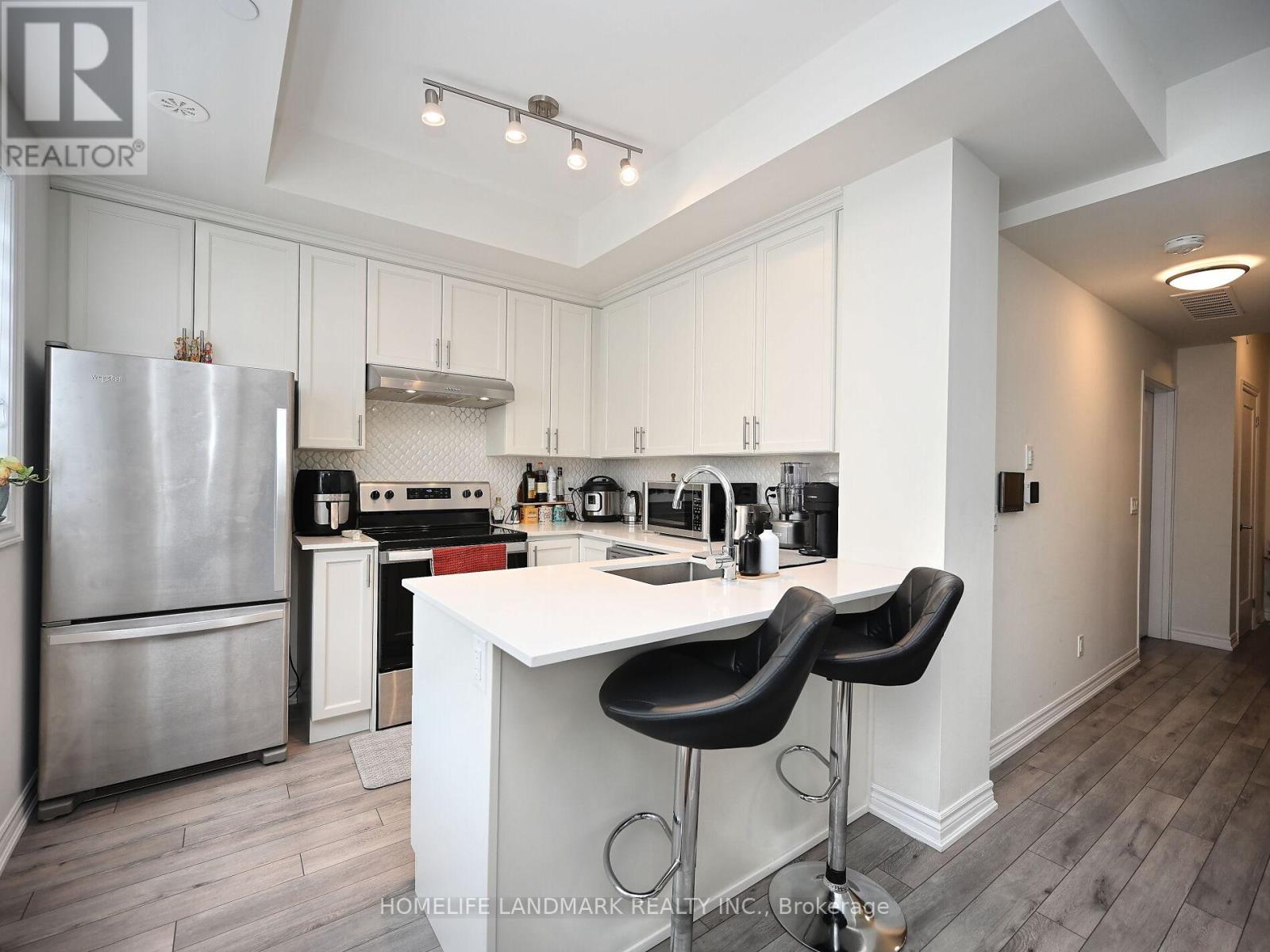 #338 - 349 Wheat Boom Drive, Oakville, Ontario  L6H 7X5 - Photo 12 - W12475177
