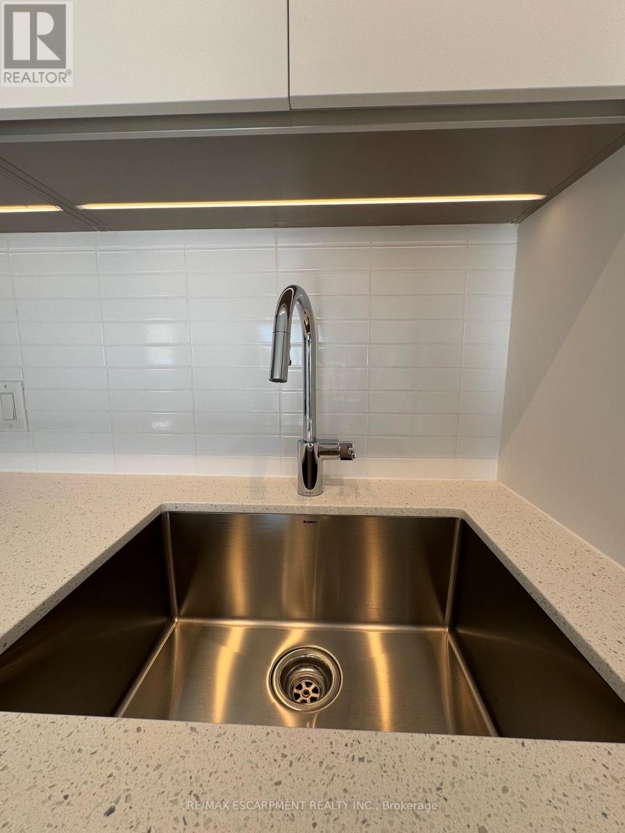 530 - 3250 Carding Mill Trail, Oakville, Ontario  L6M 1L3 - Photo 23 - W12475179