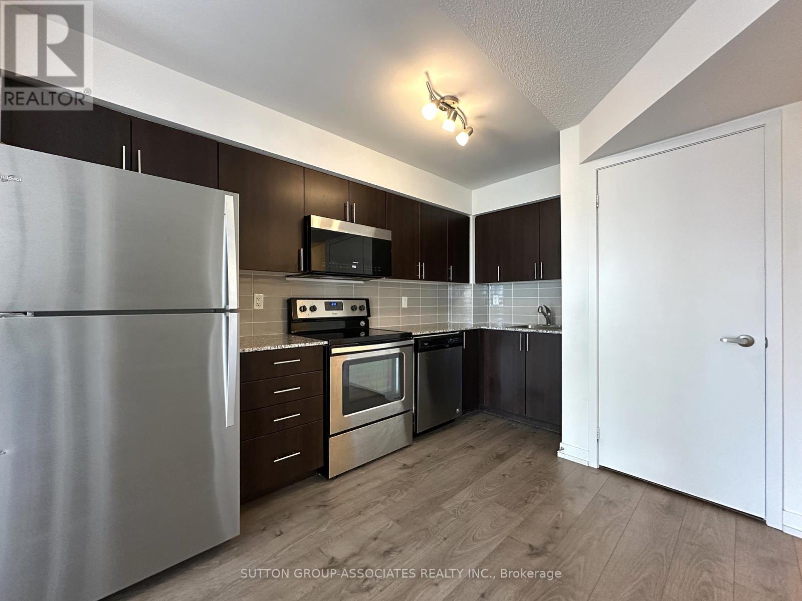 1911 - 1420 Dupont Street, Toronto, Ontario  M6H 0C2 - Photo 3 - W12475182