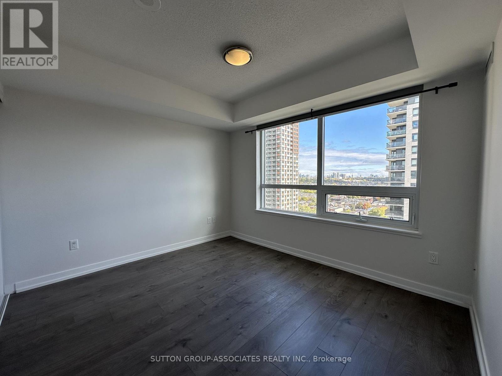 1911 - 1420 Dupont Street, Toronto, Ontario  M6H 0C2 - Photo 6 - W12475182