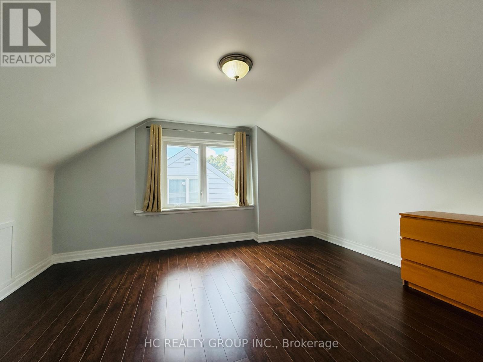 673 Glengrove Avenue W, Toronto, Ontario  M6B 2J2 - Photo 10 - W12475185