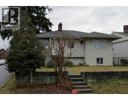 3507 MONMOUTH AVENUE, Vancouver, British Columbia