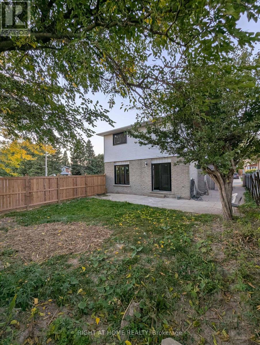 73 Skyview Drive, Hamilton, Ontario  L9B 1X5 - Photo 34 - X12475135