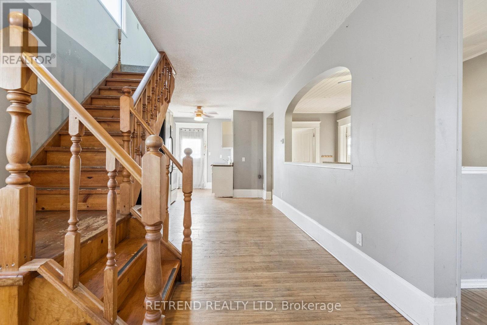 219 Erie Avenue, Brantford, Ontario  N3S 2H1 - Photo 13 - X12475139