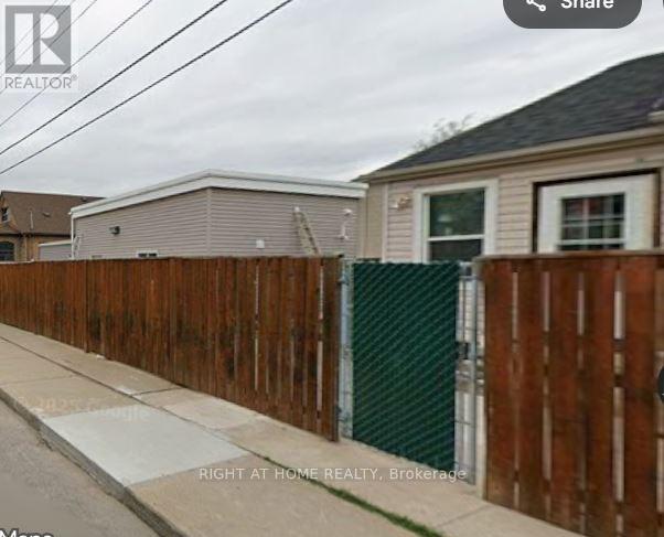 Unknown Address, ,     - Photo 2 - X12475180