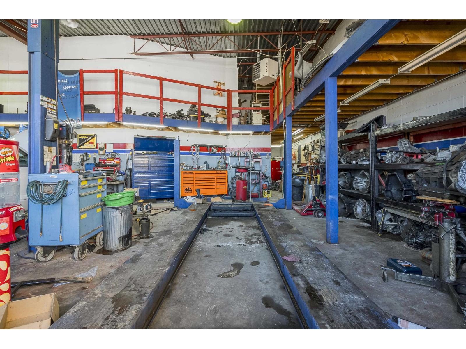 8815 Young Road, Chilliwack Proper South, Chilliwack, British Columbia  V2P 4P6 - Photo 22 - C8073205