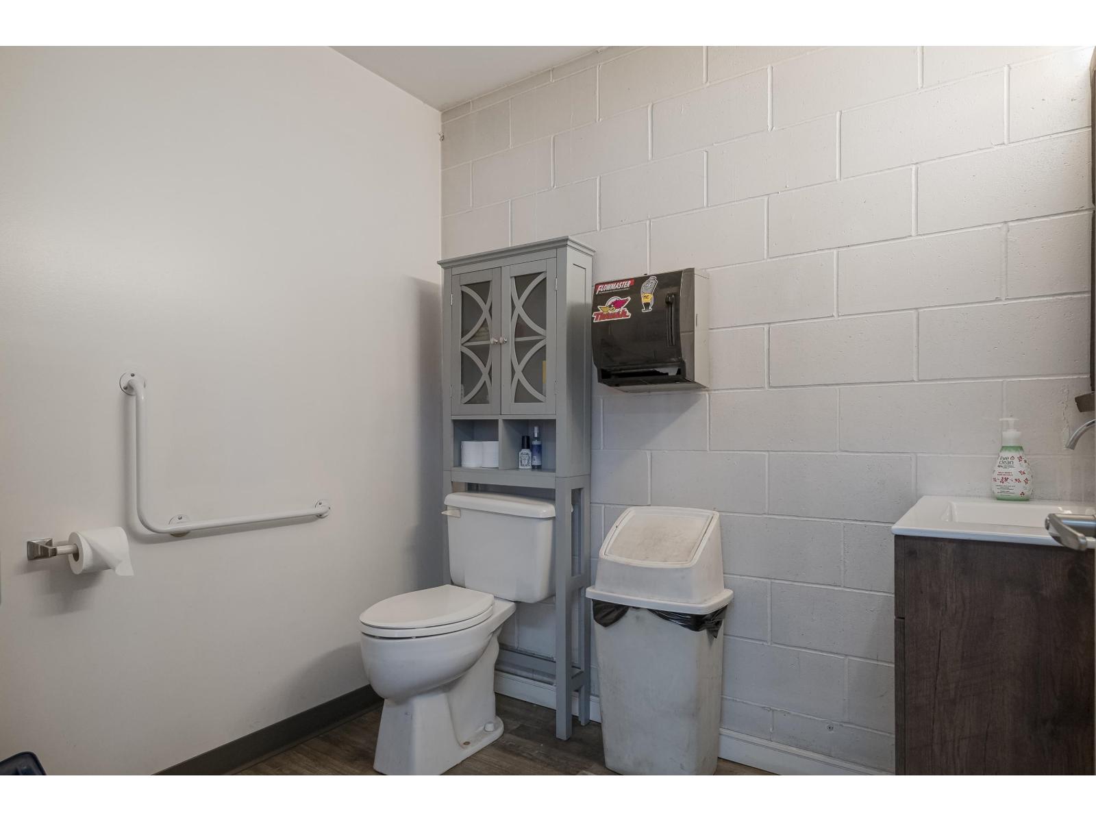 8815 Young Road, Chilliwack Proper South, Chilliwack, British Columbia  V2P 4P6 - Photo 30 - C8073205