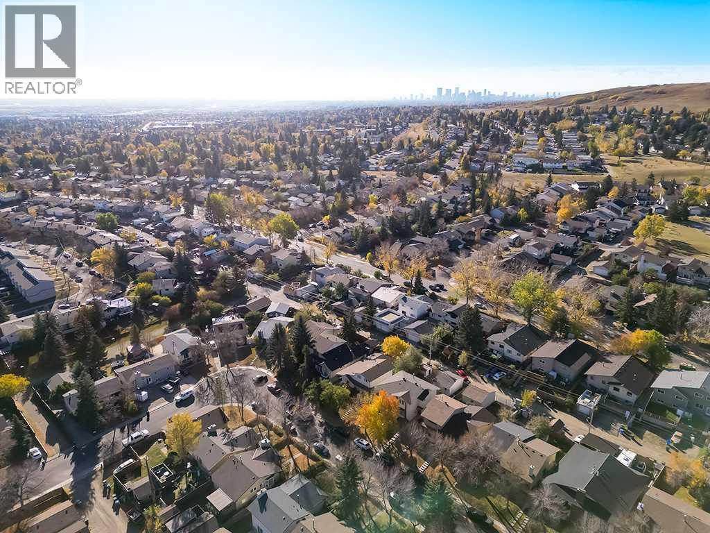 147 Berwick Way Nw, Calgary, Alberta  T3K 1B8 - Photo 25 - A2265034