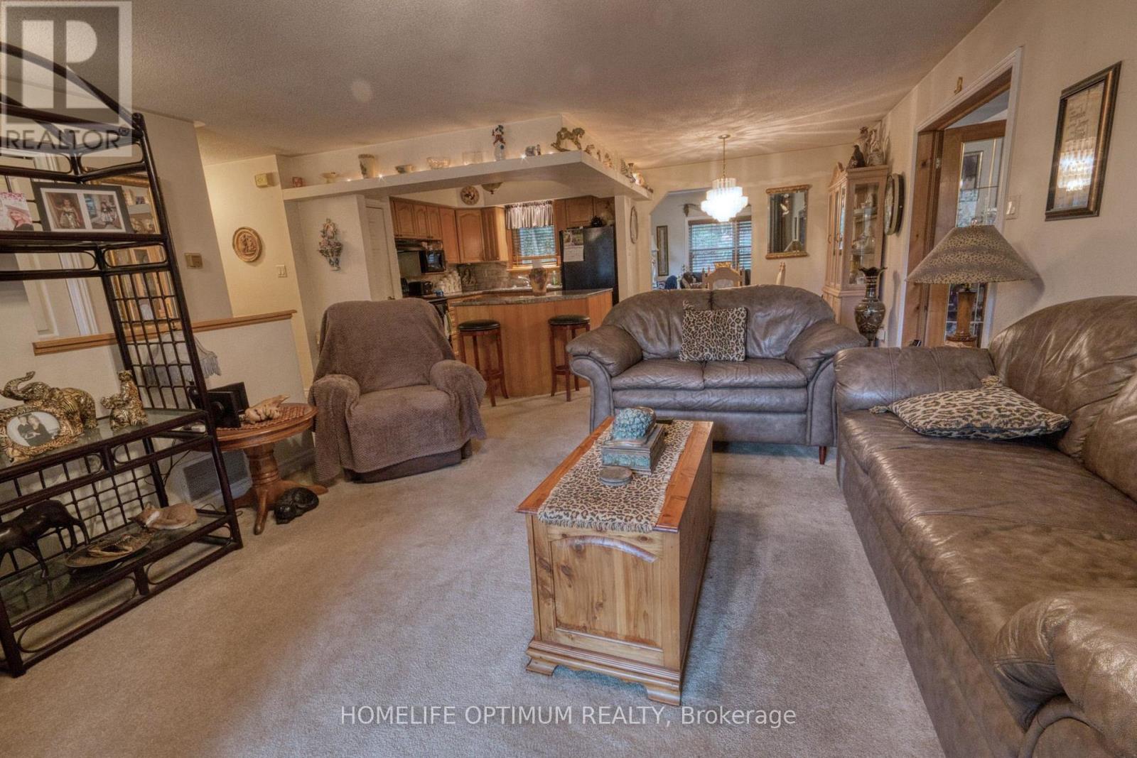 228 Pirates Glen Drive, Trent Lakes, Ontario  K0M 1A0 - Photo 11 - X12451077