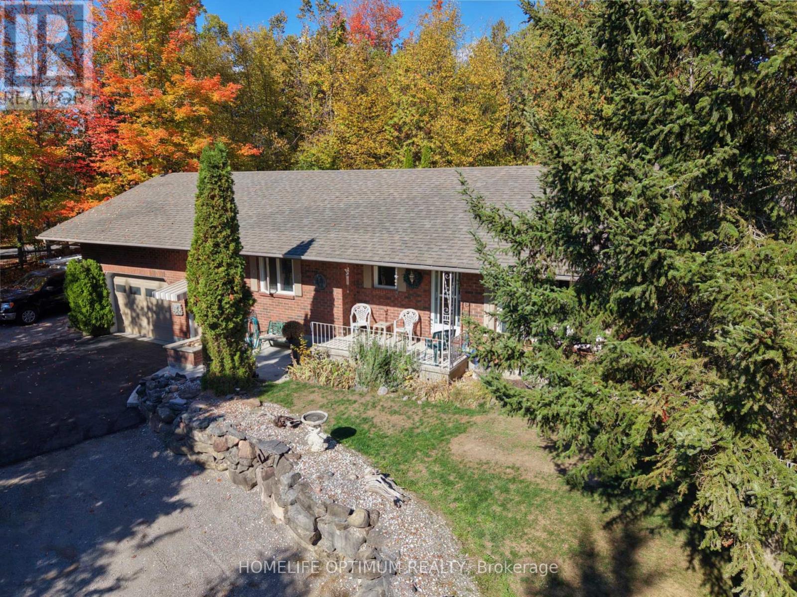 228 Pirates Glen Drive, Trent Lakes, Ontario  K0M 1A0 - Photo 2 - X12451077