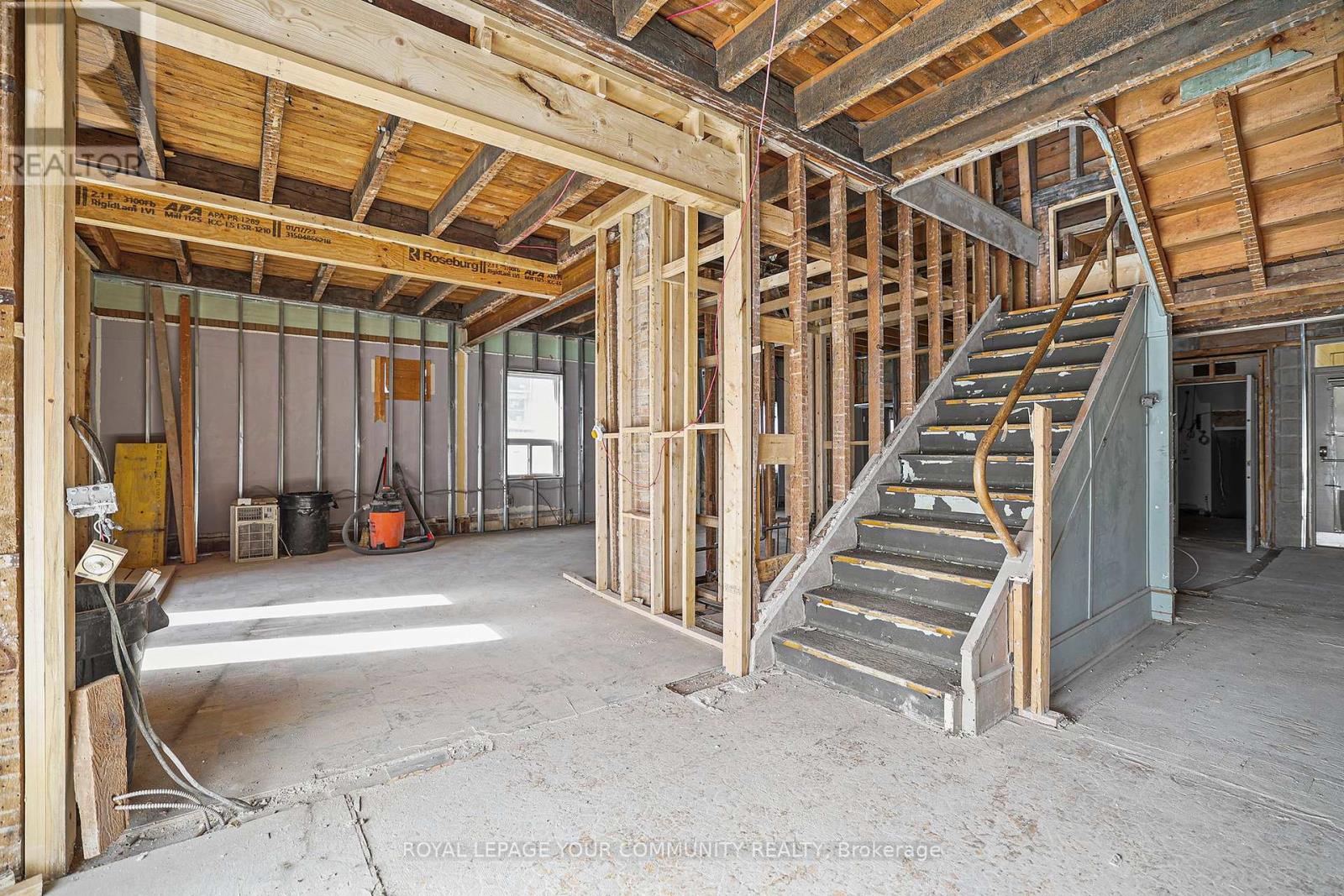 171 Main Street S, Newmarket, Ontario  L3Y 3Y9 - Photo 12 - N8281730