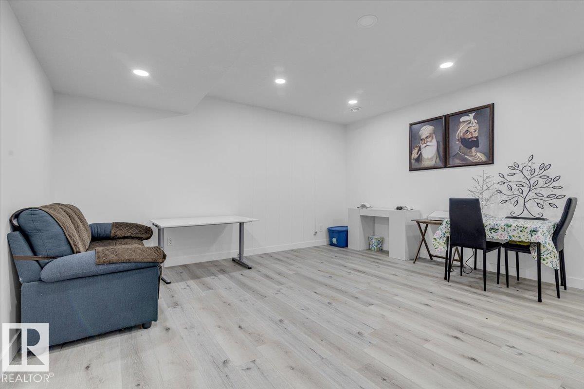 5516 5 Av Sw, Edmonton, Alberta  T6X 1R9 - Photo 36 - E4463022