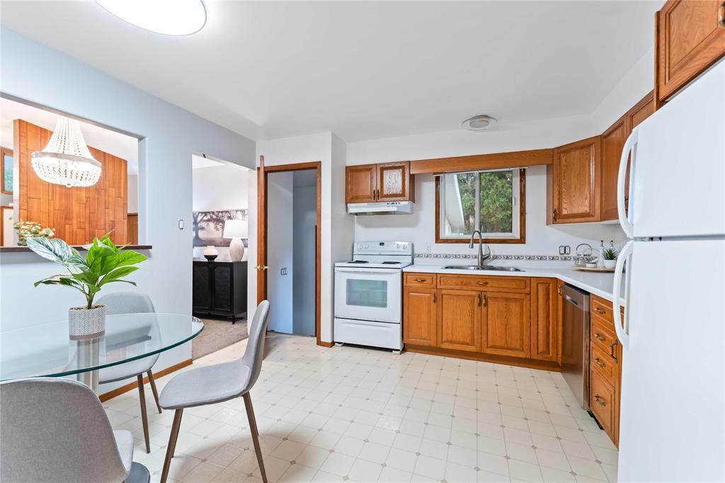 17 Carnaby Place, Winnipeg, Manitoba  R2J 3B9 - Photo 10 - 202526987