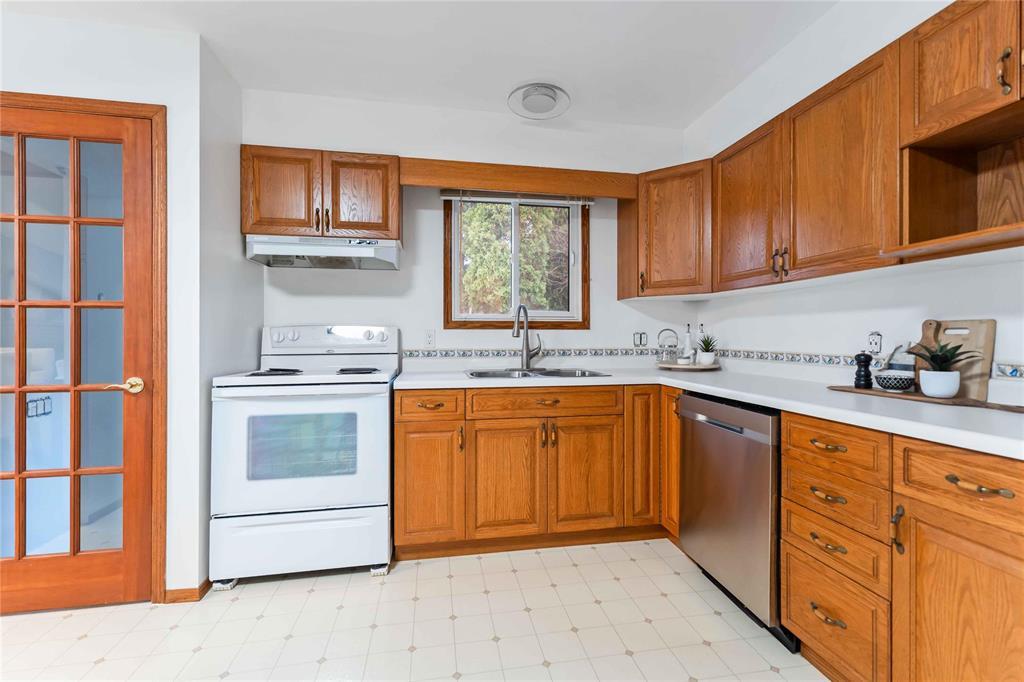 17 Carnaby Place, Winnipeg, Manitoba  R2J 3B9 - Photo 12 - 202526987