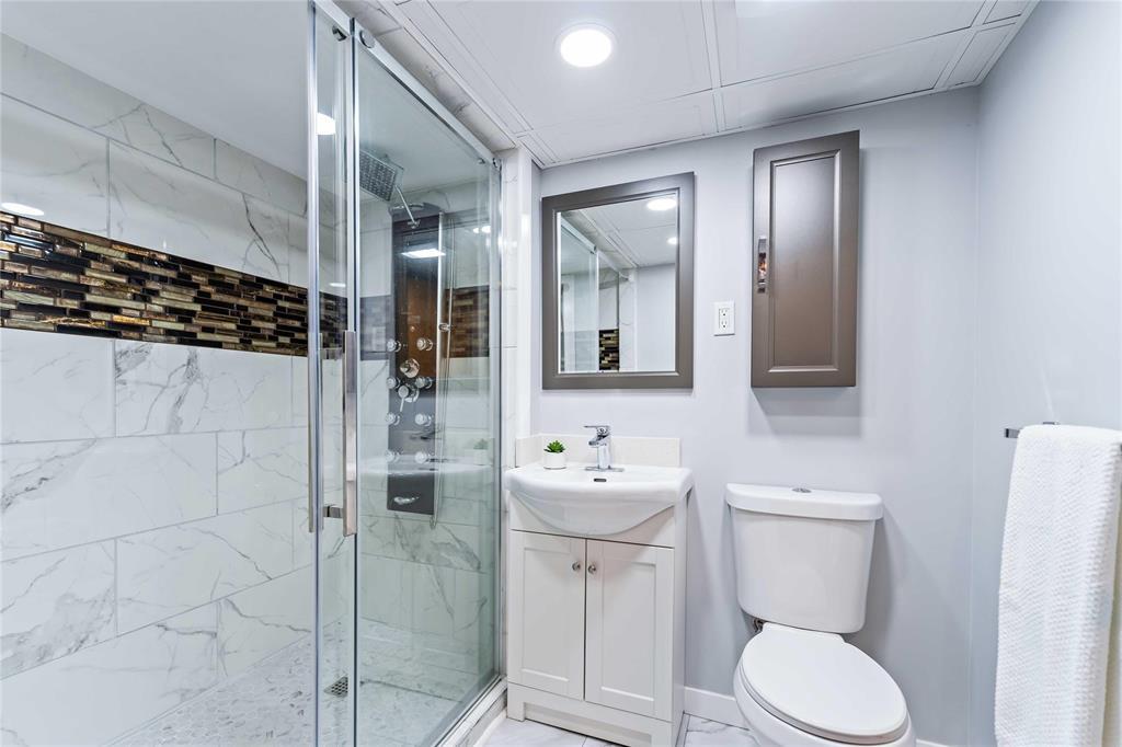 17 Carnaby Place, Winnipeg, Manitoba  R2J 3B9 - Photo 27 - 202526987