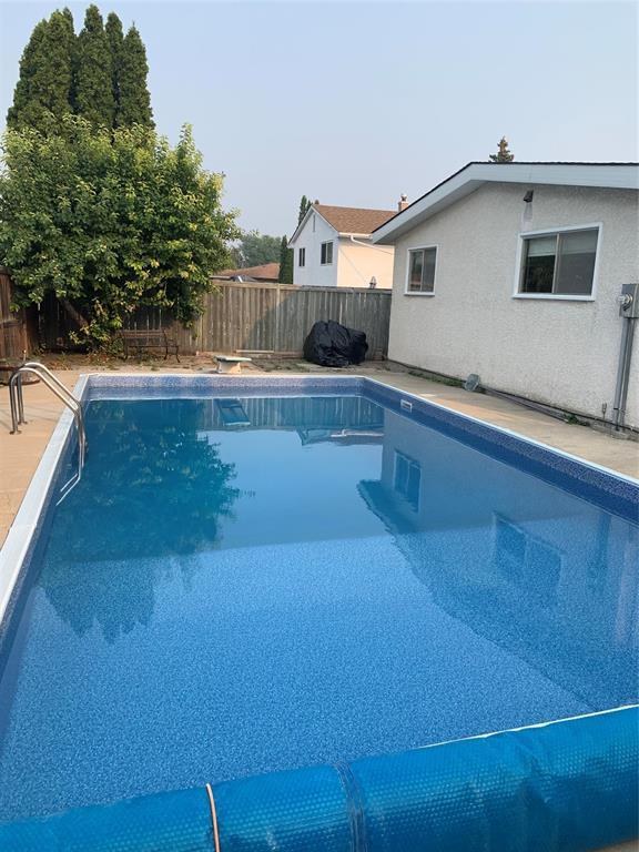 17 Carnaby Place, Winnipeg, Manitoba  R2J 3B9 - Photo 33 - 202526987