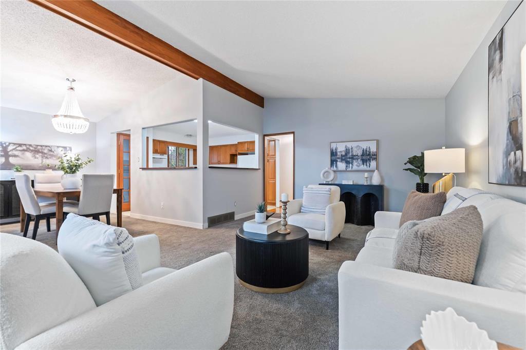 17 Carnaby Place, Winnipeg, Manitoba  R2J 3B9 - Photo 7 - 202526987