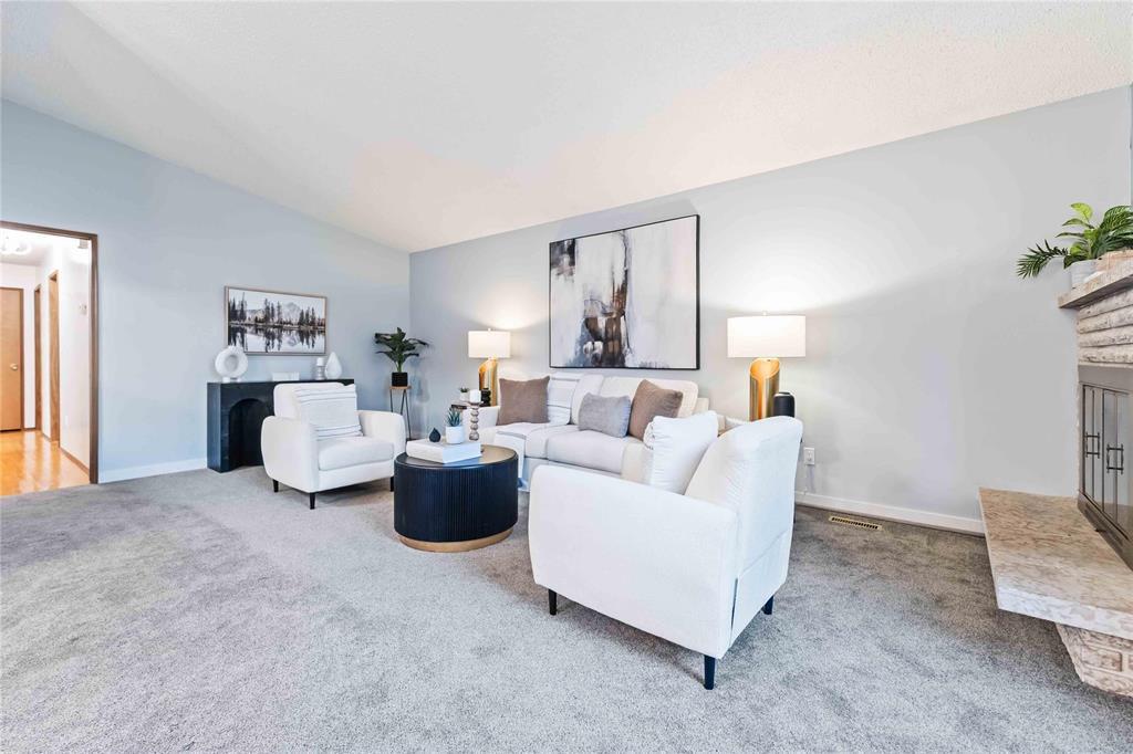 17 Carnaby Place, Winnipeg, Manitoba  R2J 3B9 - Photo 8 - 202526987