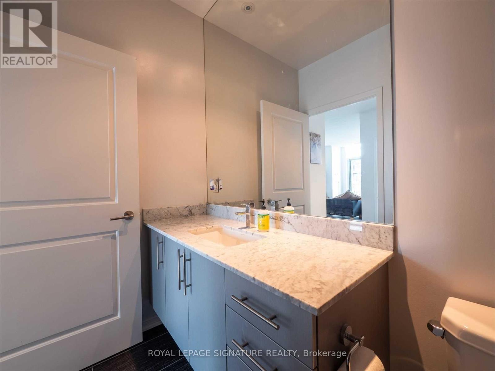 2012 - 35 Bastion Street, Toronto, Ontario  M5V 0C2 - Photo 8 - C12475200