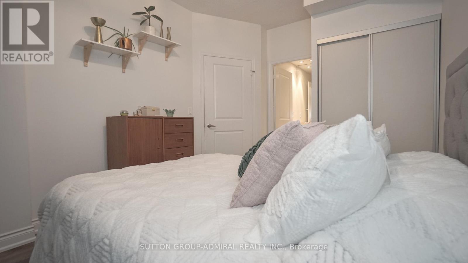 702 - 21 Grand Magazine Street, Toronto, Ontario  M5V 1B5 - Photo 24 - C12475202