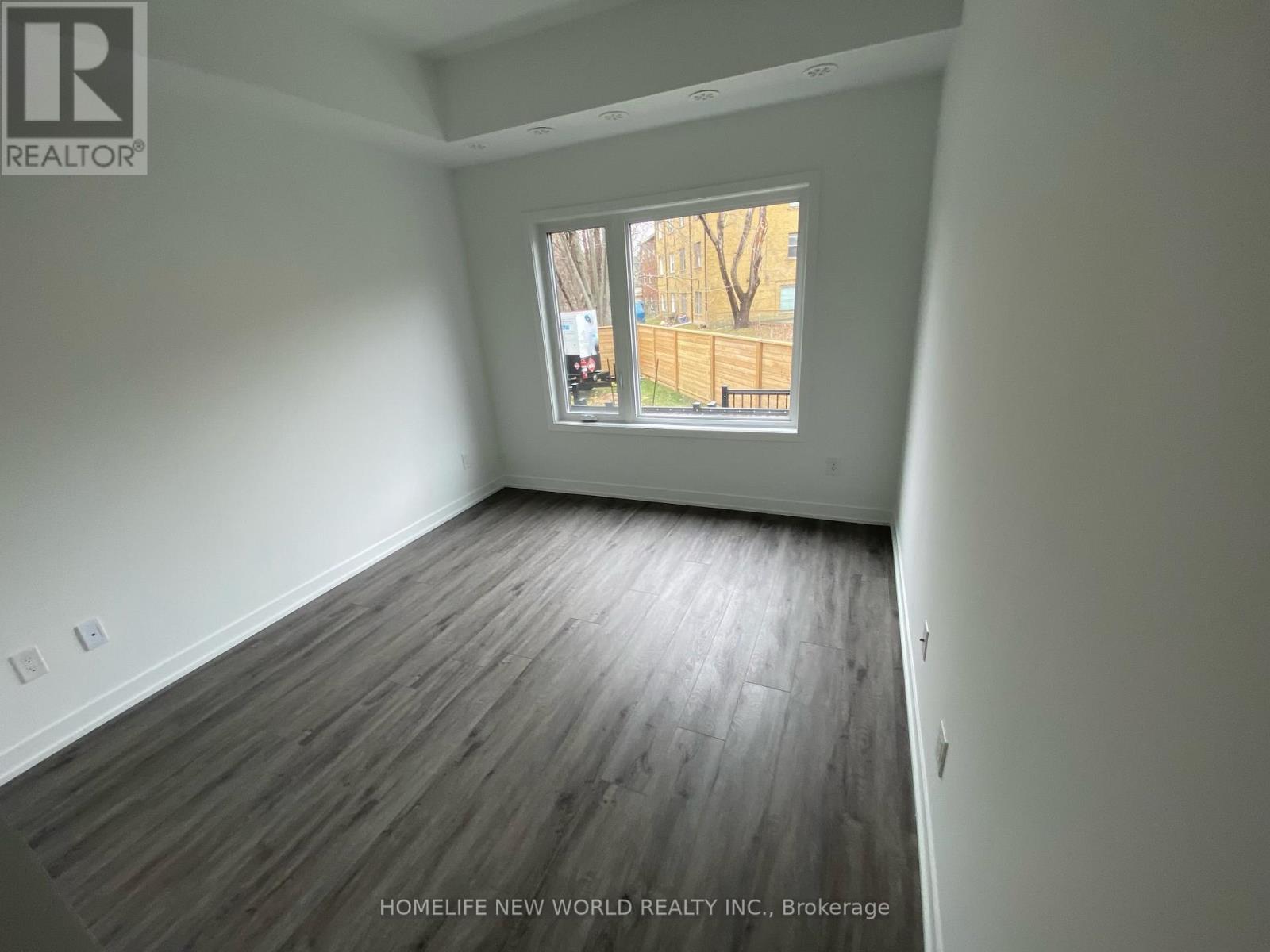 6 - 14 Marquette Avenue, Toronto, Ontario  M6A 0E1 - Photo 7 - C12475206