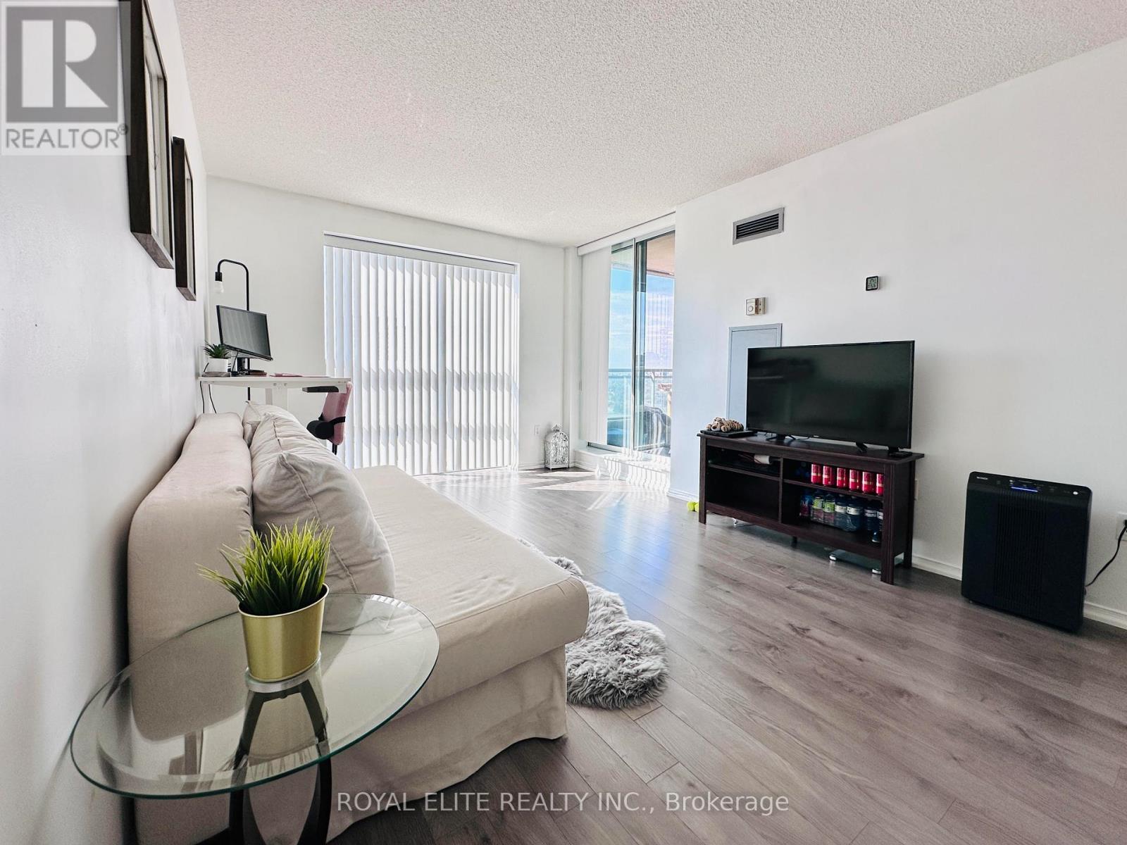 2001 - 1 Pemberton Avenue, Toronto, Ontario  M2M 4L9 - Photo 9 - C12475212