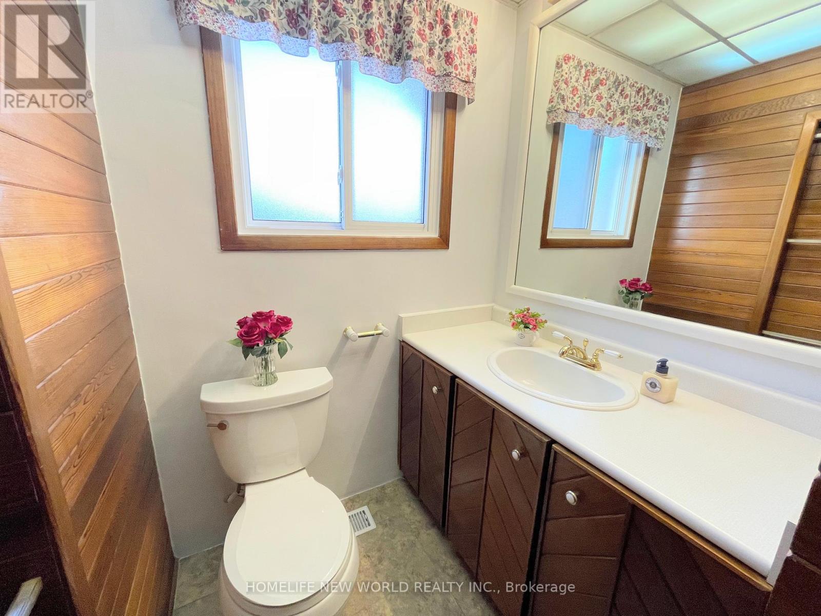 58 Marathon Crescent, Toronto, Ontario  M2R 2L7 - Photo 23 - C12475216