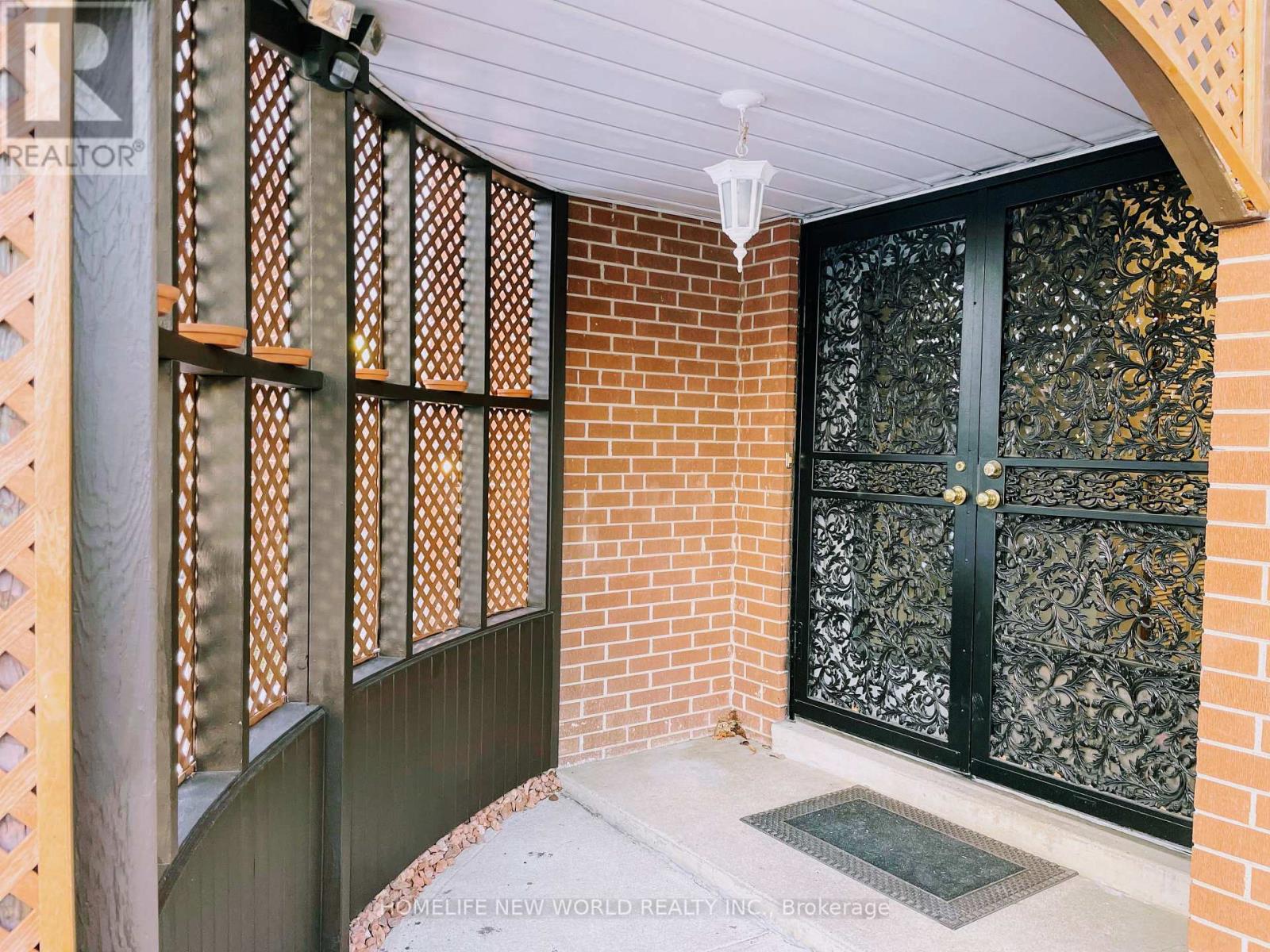 58 Marathon Crescent, Toronto, Ontario  M2R 2L7 - Photo 41 - C12475216