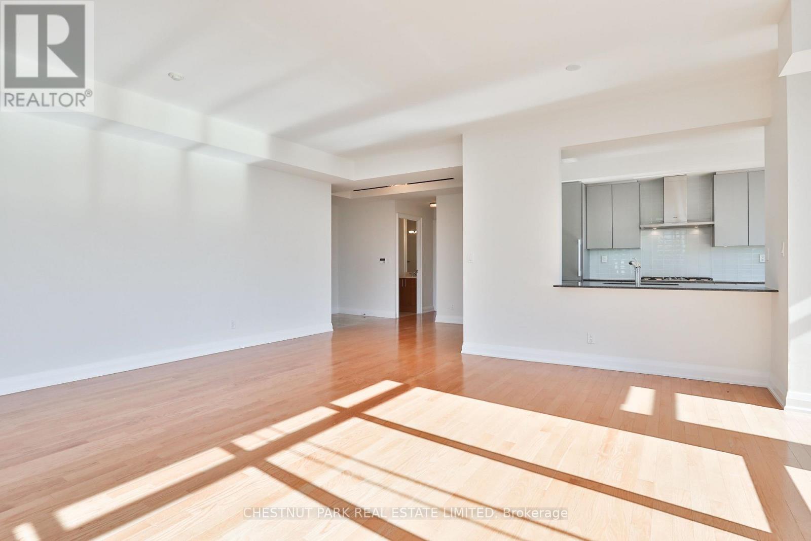 1002 - 1 Bedford Road, Toronto, Ontario  M5R 2B5 - Photo 10 - C12475275