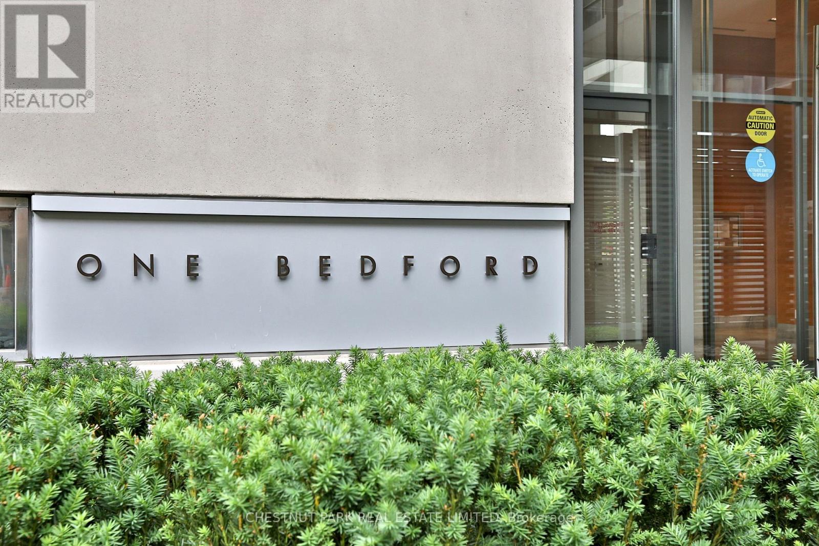 1002 - 1 Bedford Road, Toronto, Ontario  M5R 2B5 - Photo 4 - C12475275