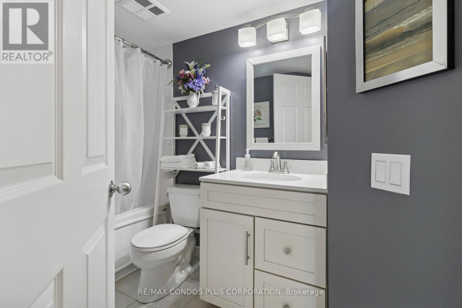 708 - 30 Harrison Garden Boulevard, Toronto, Ontario  M2N 7A9 - Photo 6 - C12475276