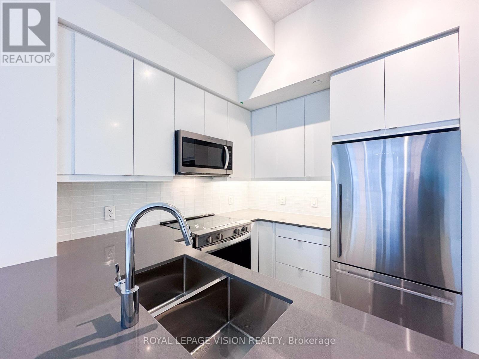 909 - 3260 Sheppard Avenue E, Toronto, Ontario  M1T 3K3 - Photo 4 - E12475221