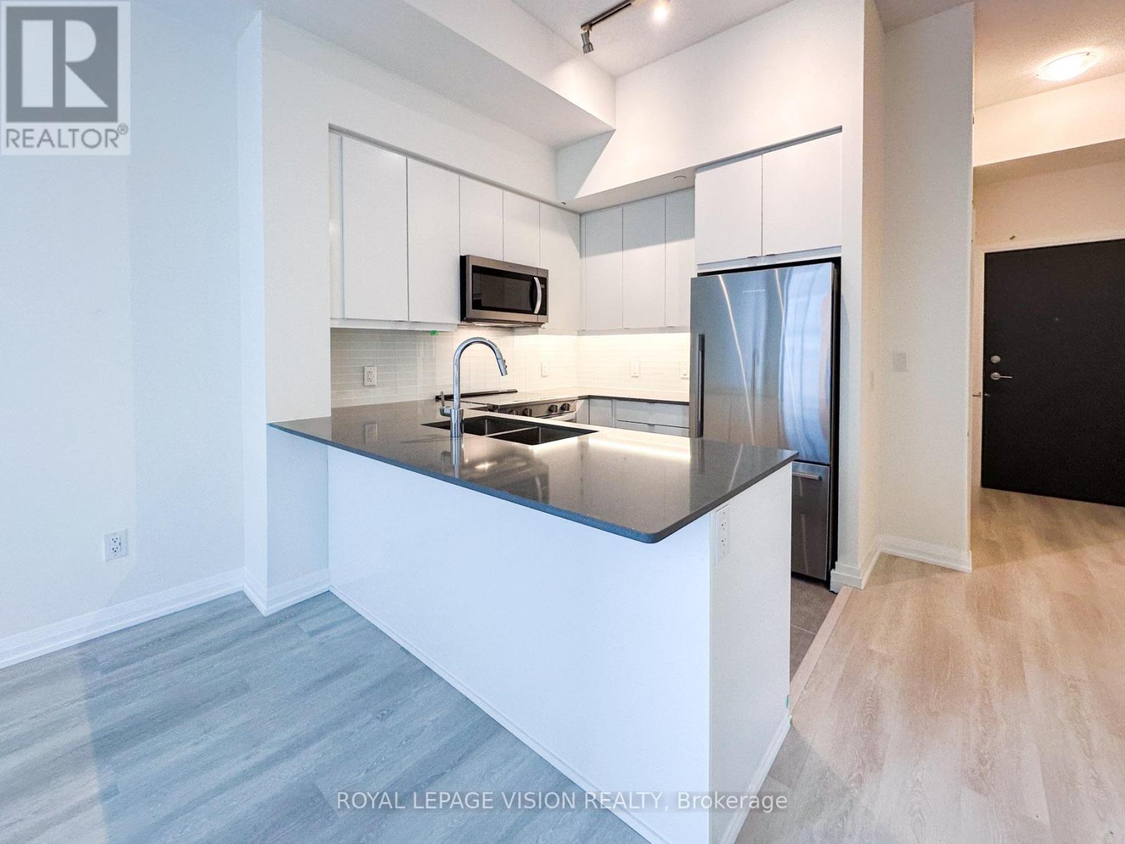 909 - 3260 Sheppard Avenue E, Toronto, Ontario  M1T 3K3 - Photo 5 - E12475221