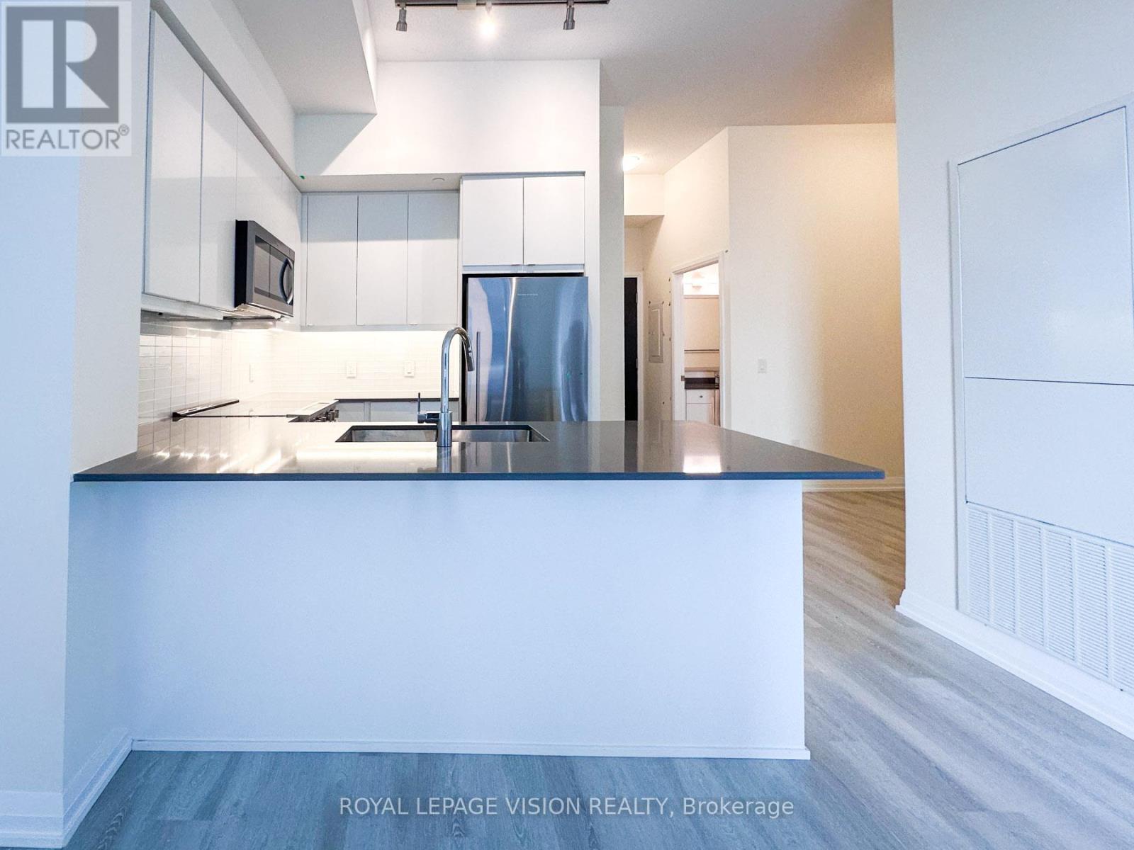 909 - 3260 Sheppard Avenue E, Toronto, Ontario  M1T 3K3 - Photo 7 - E12475221