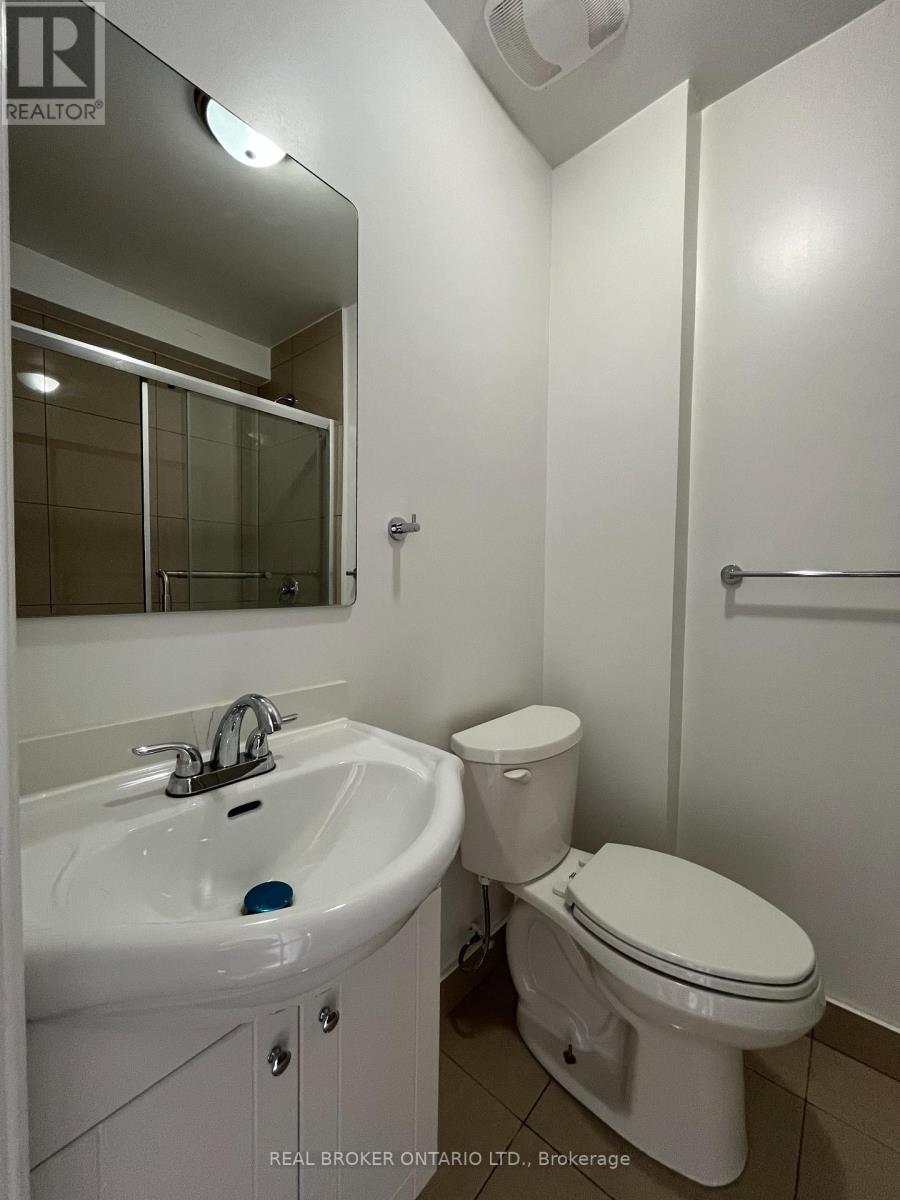 106 - 395a Donlands Avenue, Toronto, Ontario  M4J 3S2 - Photo 4 - E12475241
