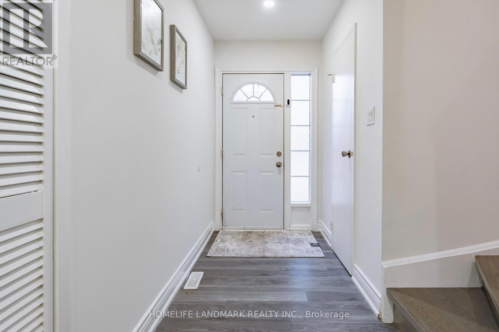 314 Sprucewood Court, Toronto, Ontario  M1W 1R1 - Photo 2 - E12475246
