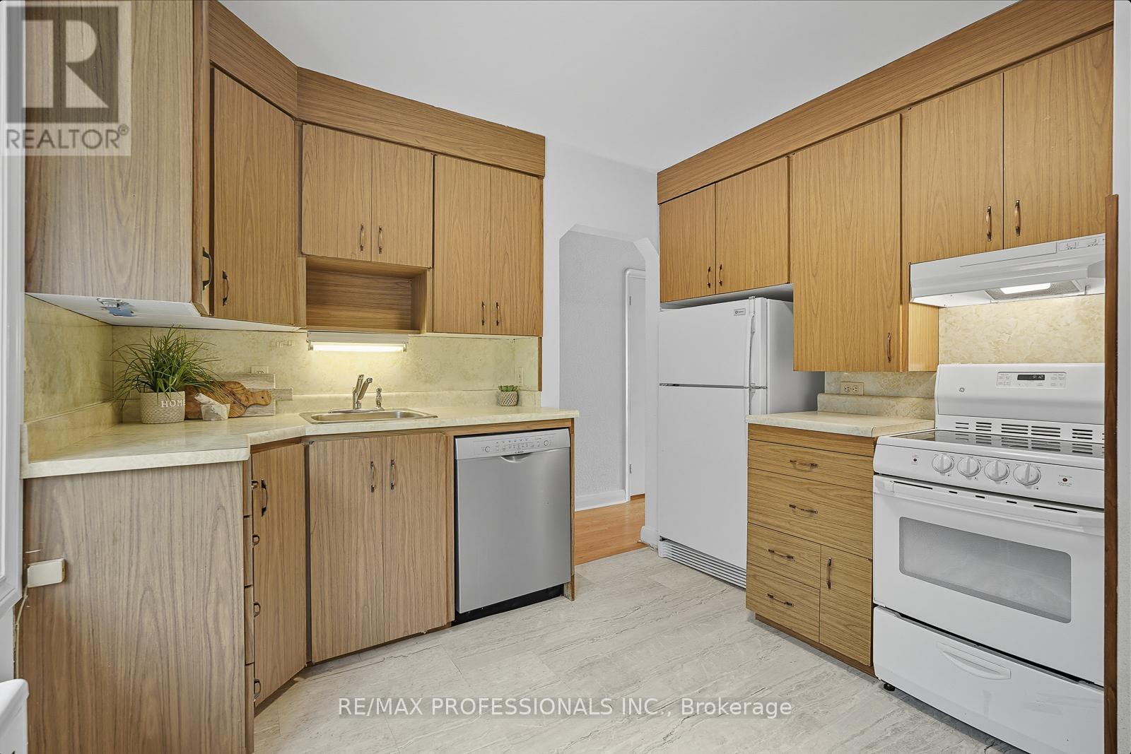 23 Scotswood Road, Toronto, Ontario  M1R 3N3 - Photo 18 - E12475270