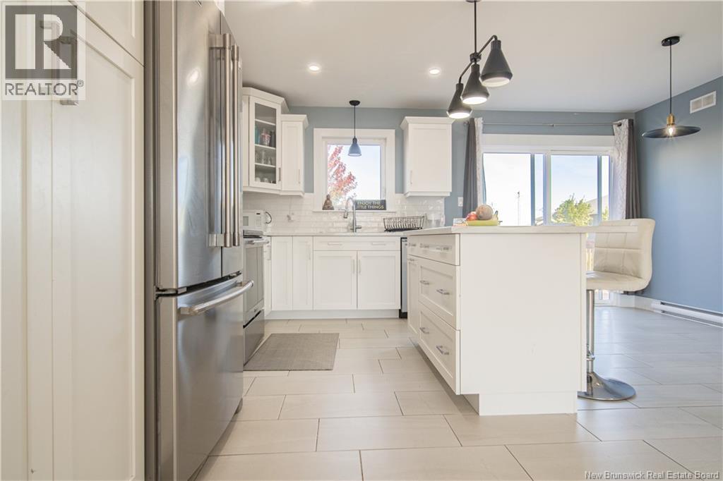 175 Oakfield Drive, Riverview, New Brunswick  E1B 0W6 - Photo 6 - NB128534