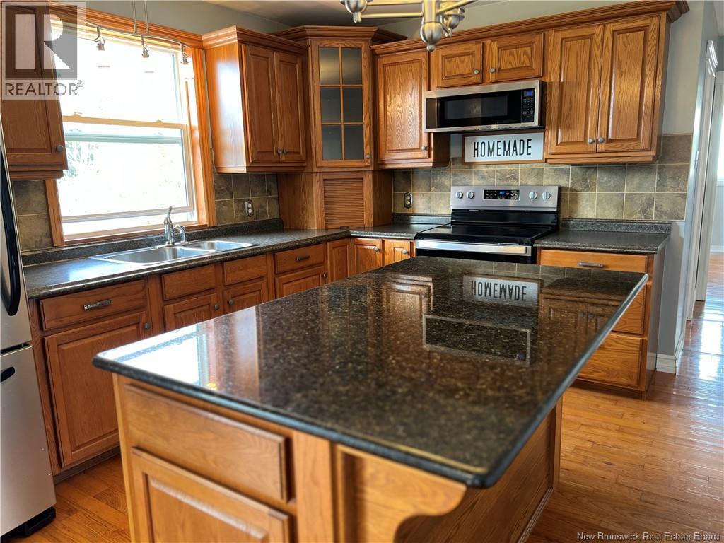 63 Buena Vista Avenue, Saint John, New Brunswick  E2M 2S7 - Photo 20 - NB128930