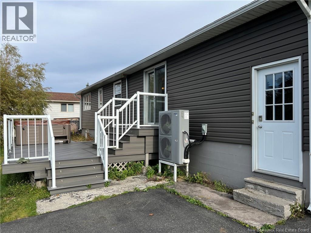 63 Buena Vista Avenue, Saint John, New Brunswick  E2M 2S7 - Photo 5 - NB128930