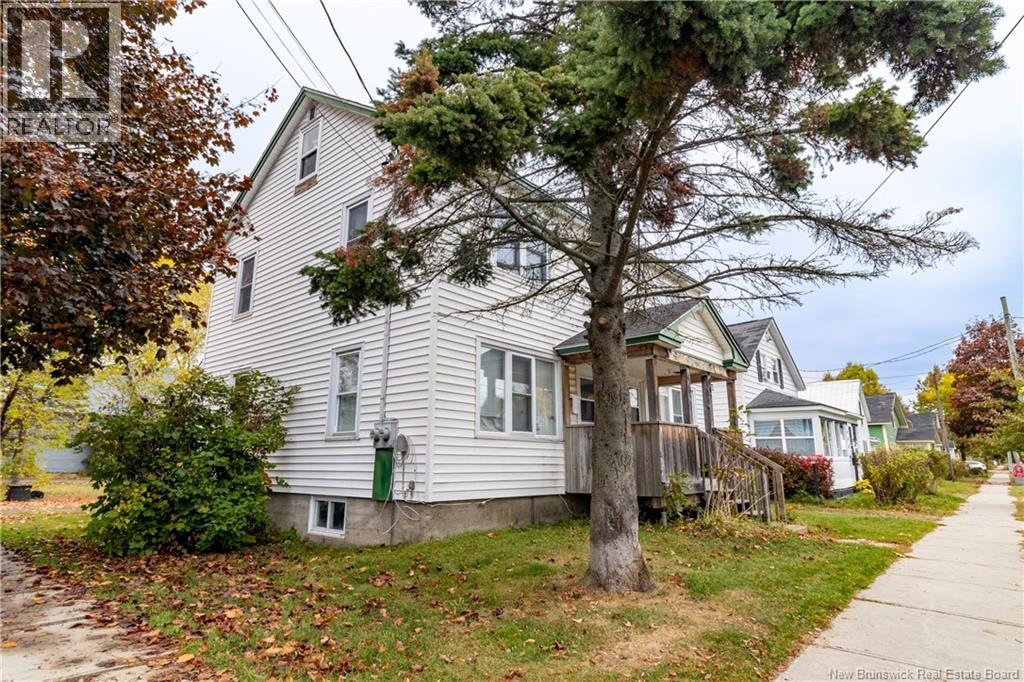447-449 Northumberland Street, Fredericton, New Brunswick  E3B 3K3 - Photo 2 - NB128915