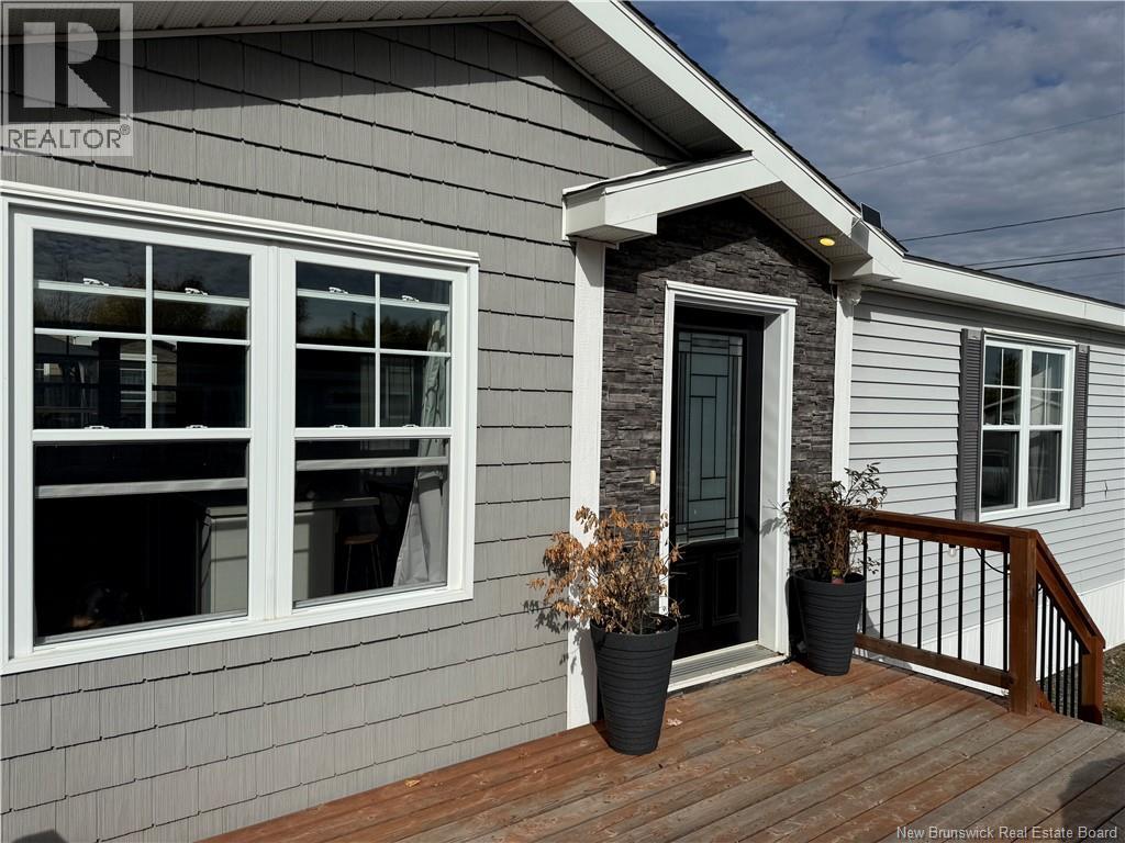 28 Olivia Street, Miramichi, New Brunswick  E1V 0K5 - Photo 3 - NB128824