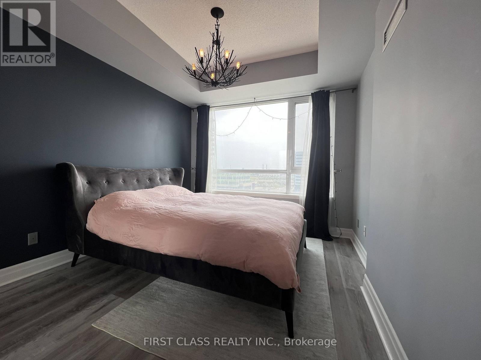 819 - 8110 Birchmount Road, Markham, Ontario  L6G 0E3 - Photo 8 - N12475210