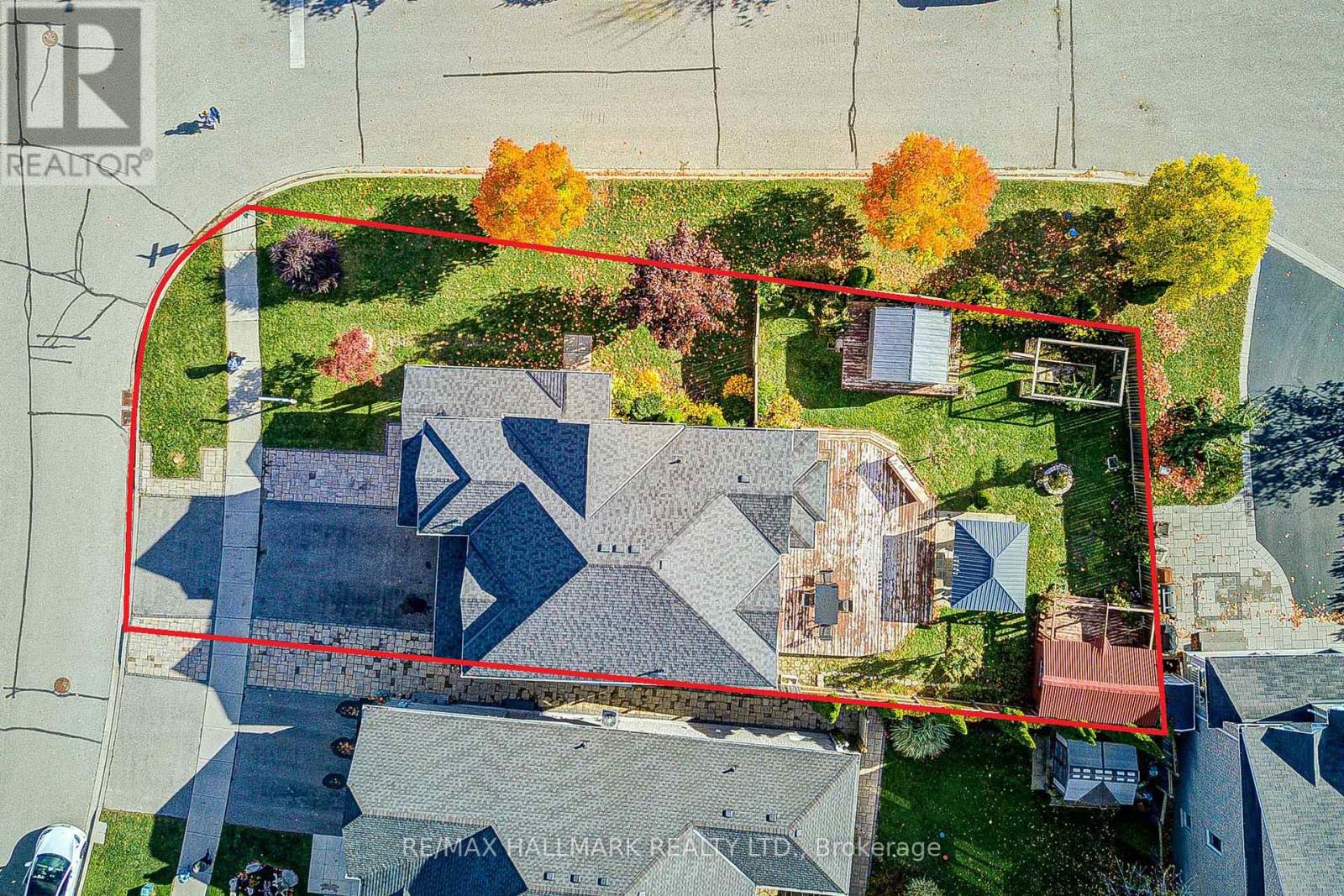 8 Glendower Crescent, Georgina (Keswick North), Ontario  L4P 0A5 - Photo 6 - N12475213