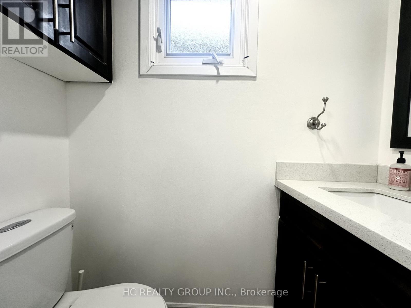 49 Carey Crescent, Markham, Ontario  L3R 3E6 - Photo 12 - N12475230